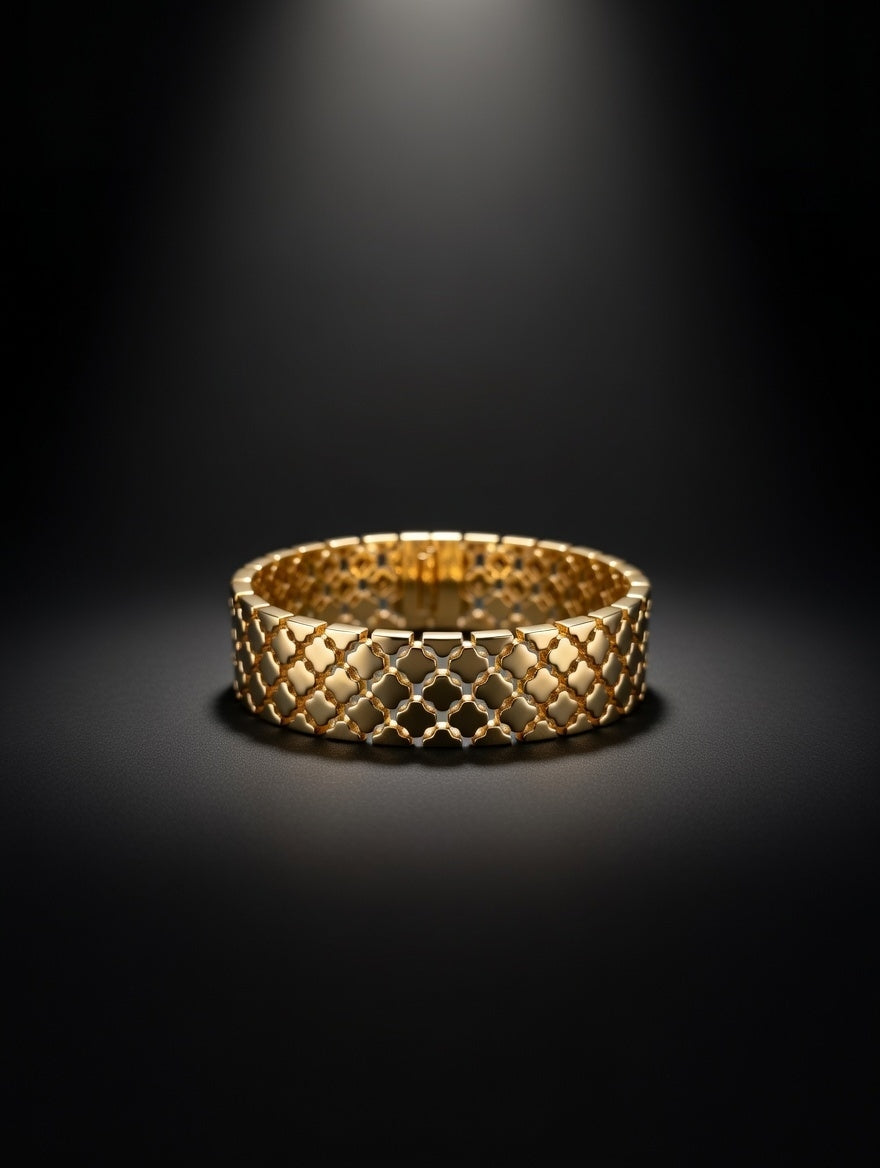 CLOVER BROAD BANGLE