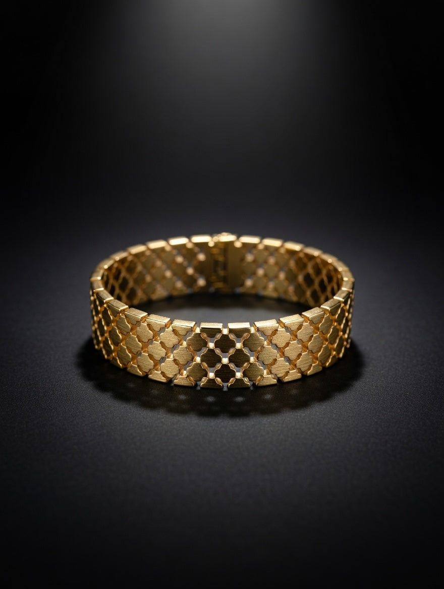 CLOVER BROAD BANGLE