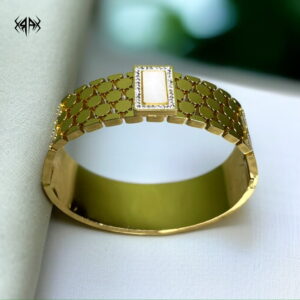 RADIANT LOOP BANGLE WHITE