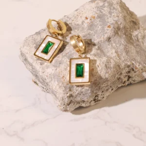 EMERALD EARRING